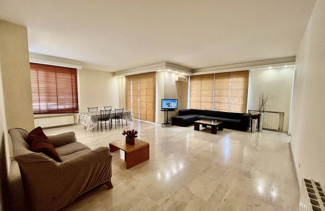 ⚡️24/7⚡️ 3BR Apt, with Jacuzzi + Terrace