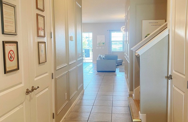 24-bedroom house in Kissimmee near Disney 17/25