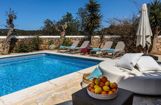 250 m² Villa ∙ 4 bedrooms ∙ 10 guests