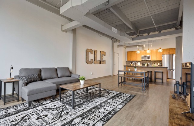 2BD Industrial Style Loft in Downtown Cleveland!