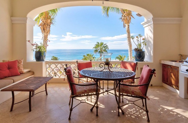 2BD Oceanview Condo with the Beachfront Club and Fitness Center Access