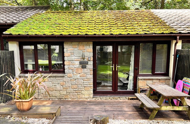 2bedroom granite bungalow style cottage situated about 3 miles from St Ives Town