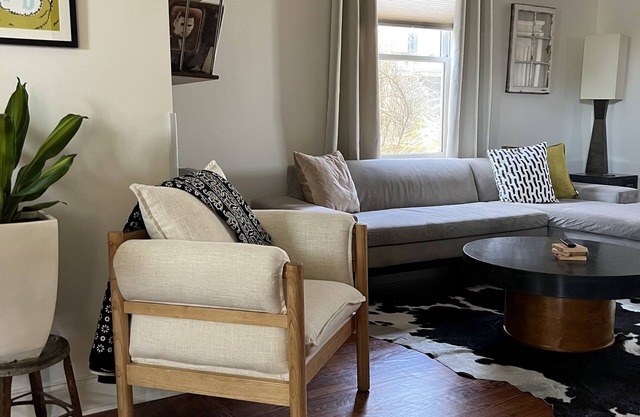 2br/2ba Historic Home walking distance to downtown/5 points East Nashville