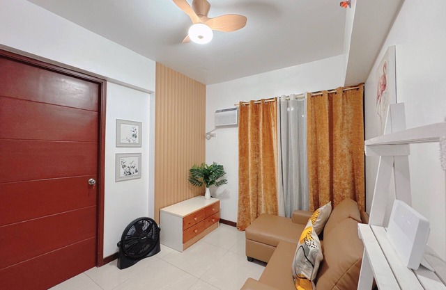 2br Cozy Aesthetic Condominium Near Abreeza with Veranda