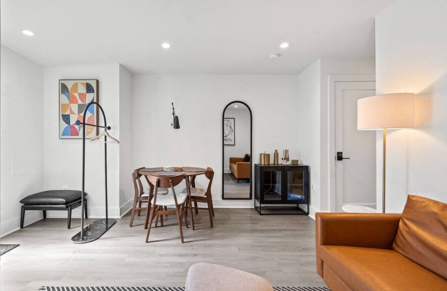 2BR Garden Apt -Walkable DC