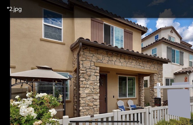 3/2.5 Townhomes stay and relax in San Diego