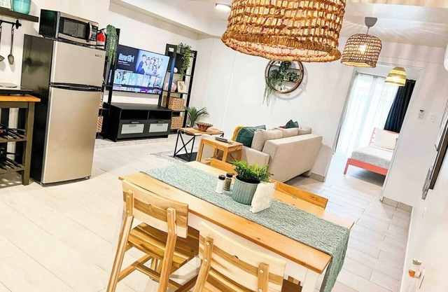 3.2 Boho Haven for 4, only 6 min to Joyuda Beach