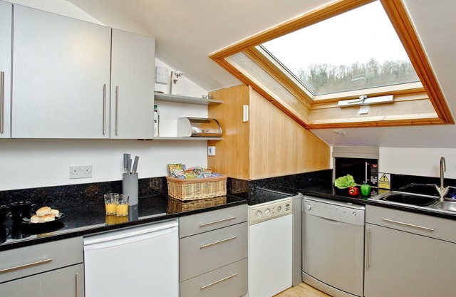 3 bedroom accommodation in Kingskerswell