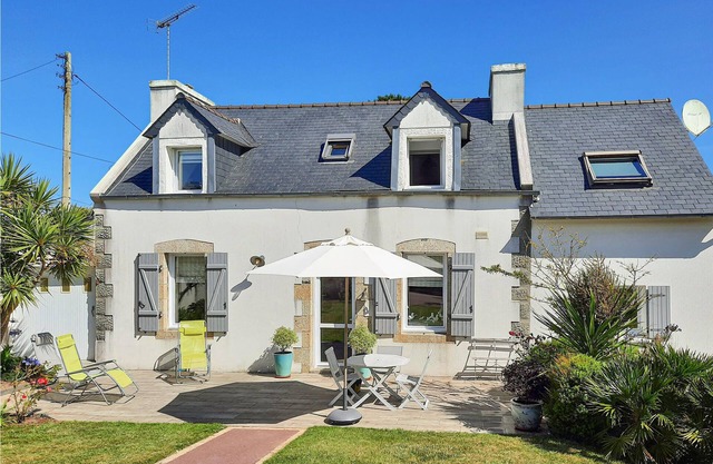 3 bedroom accommodation in Plouguerneau