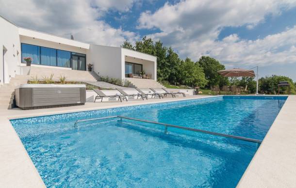 3 bedroom accommodation in Veli Jezenj