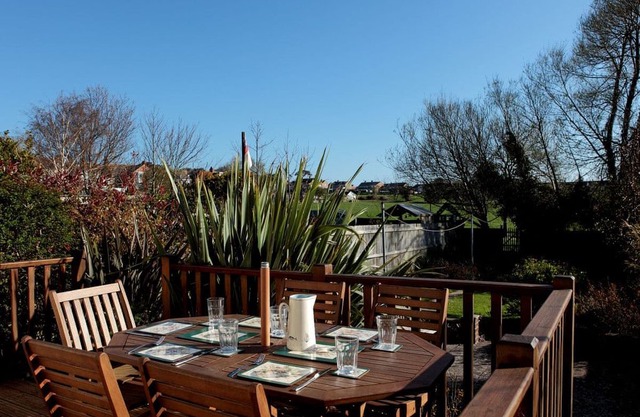 3 bedroom accommodation in Weymouth