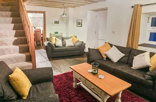 3 bedroom accommodation in Butterton, near Leek