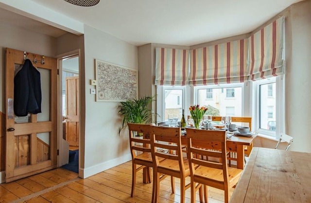 3 bedroom accommodation in Sandgate