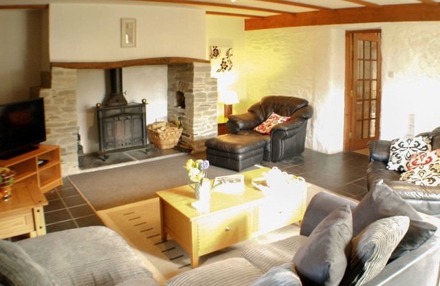 3 bedroom accommodation in Pelynt, near Looe