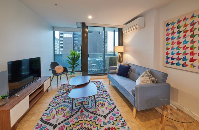 3-Bedroom Apartment: Walk to Eureka Skydeck, Crown Casino, Queen Victoria Garden