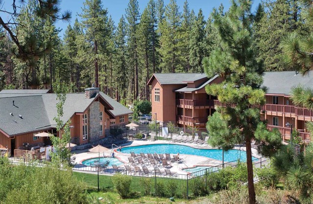3 Bedroom Deluxe Condo, Sleeps 8, at Lake Tahoe, South Shore Resort!