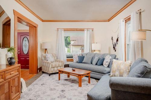 3 Bedroom Family Home - University of Oshkosh