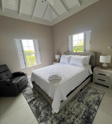 3 bedroom Holiday Home in Gated Community