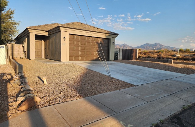 3-bedroom house in marvelous Kingman with AC