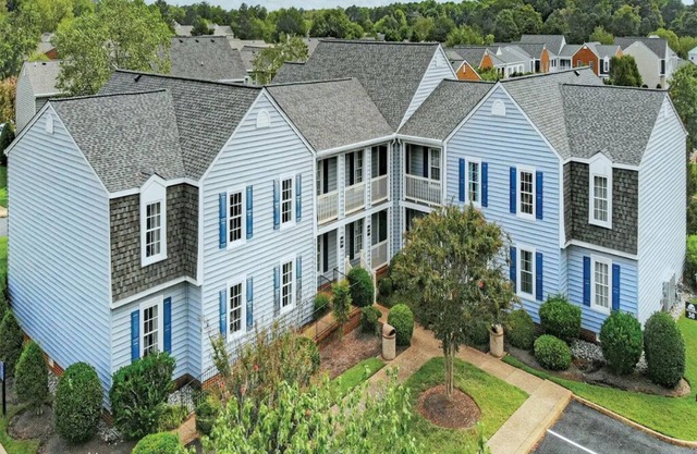 3 Bedroom Lockoff Condo w/2 Living Areas, 2 Kitchens, @ Williamsburg Kingsgate!