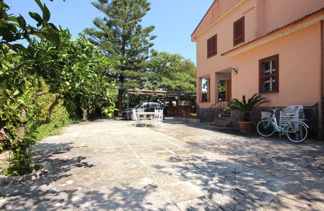 3 bedroom lovely home in Capaccio Scalo