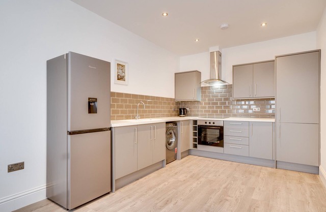 3 Bedroom Luxury Apartment