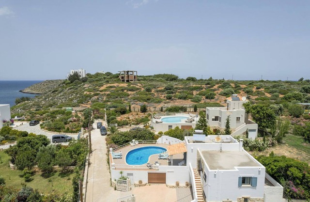 3 Bedroom Villa with private pool