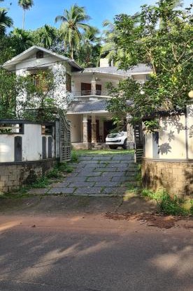 3 BHK HOUSE with nice facilities,Gate&Fence