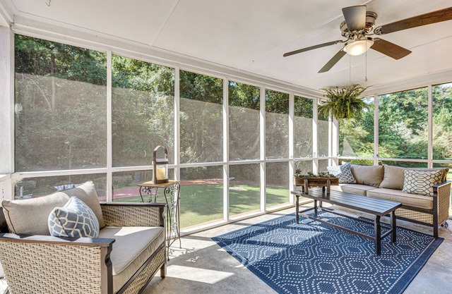 3 Mi to Arabia Mtn Trails: Quiet Ranch-Style Home