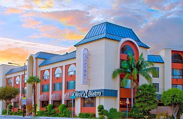 3-Star Hotel ∙ Coast Anabelle Hotel