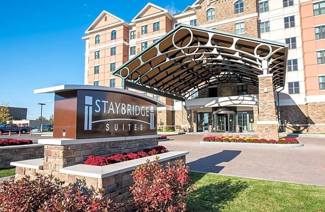 3-Star Hotel ∙ Staybridge Suites Albany Wolf Rd-Colonie Center, an IHG Hotel