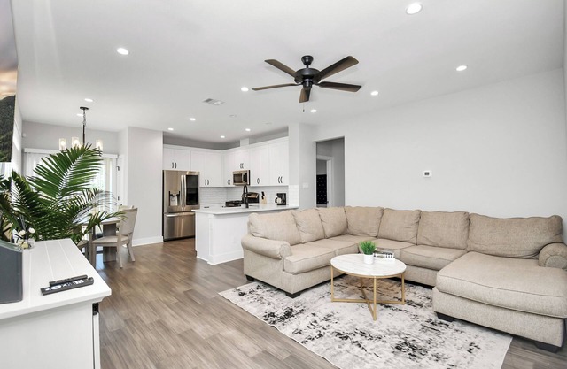 30% Off! Beautiful 3-Bedroom House – A Must-See!