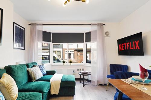 30 percent off! Stylish Yorkshire Apartment - Sleeps 5