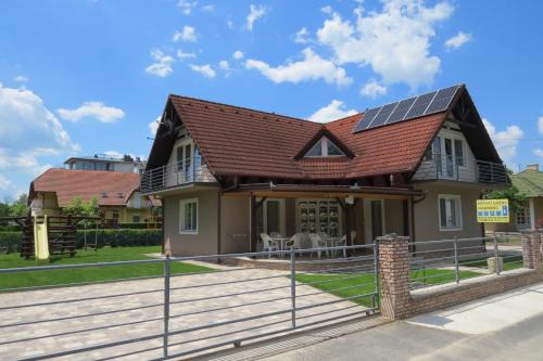 Féröhelyes Apartman 