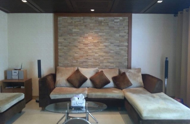 #322 Lagoon condo 2BR/pool view