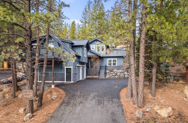 325 m² House ∙ 5 bedrooms ∙ 12 guests