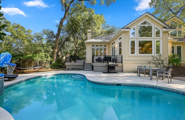 34 Heath Drive @ Palmetto Dunes | Balcony Overlooking Pool | Bunk Room | Prime Location