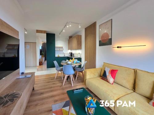 365PAM - Apartament Wiatr od Morza w Let's Sea - BASEN, JACUZZI, SAUNA, SIŁOWNIA, STREFA CHILL, PARKING W CENIE