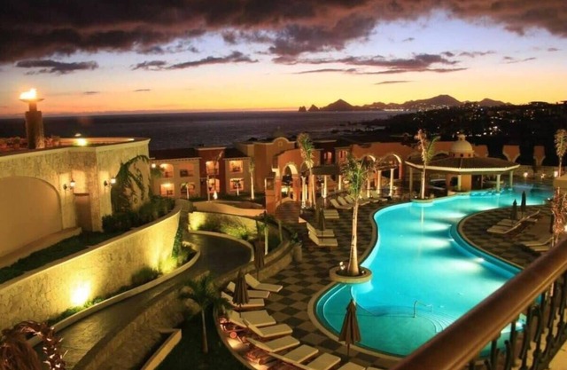 3BD Hacienda Encantada: Stunning Views Pool Resort