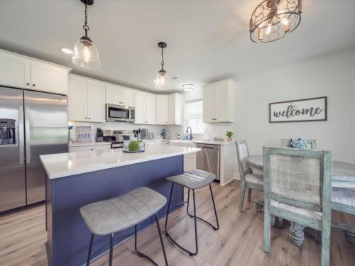 3BR Cozy Mt. Holly River Retreat USNWC Fire Pit