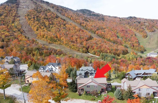 3BR w Incredible View, Hot Tub & Sauna