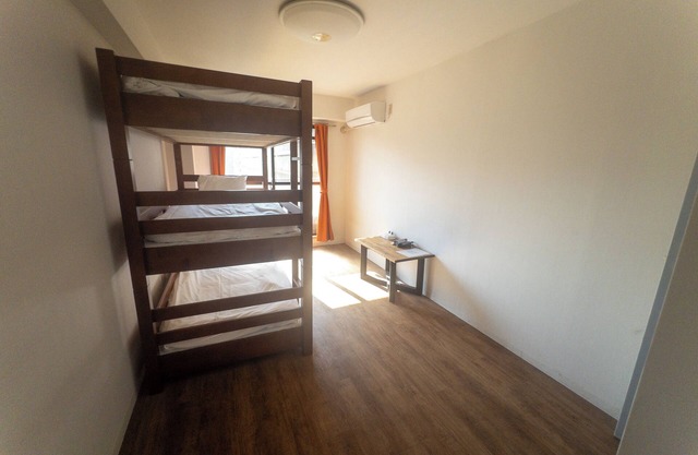 3ppl/34room/1h by train to DisneyLand/Free WiFi(STD3-02)