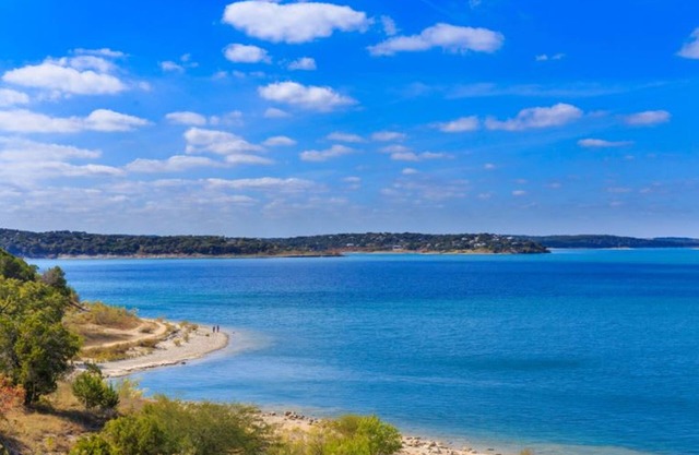 4 3 two King Beds Perfect Sunset Lake Views Pickleball Fire pit Lvl2 EV POA Pool