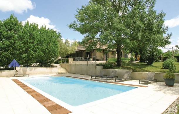 4 bedroom accommodation in St. Aubin de Cadeleche