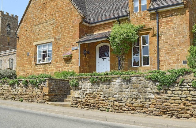 4 bedroom accommodation in Swalcliffe, near Banbury