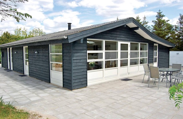 4 bedroom accommodation in Ringkøbing