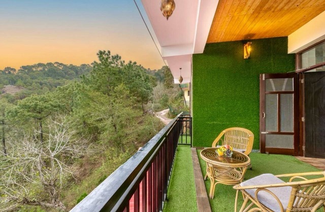4-bedroom bed & breakfast in charming Kasauli with WiFi