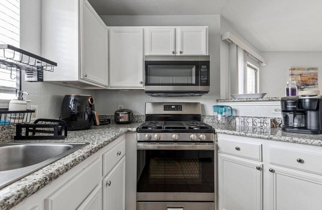 4 Bedroom House near IAH Airport