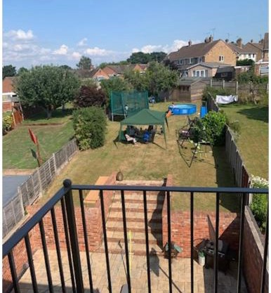 4 Bedroom house with parking, Near Safari Park