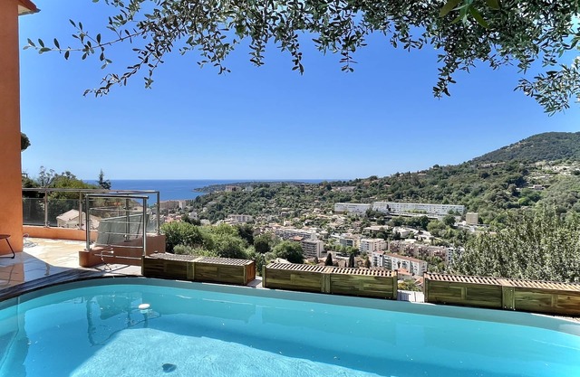 4 Bedroom Villa in Menton